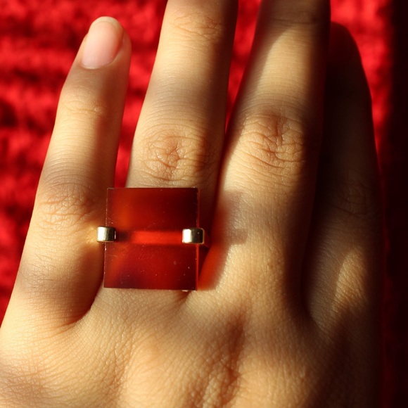Gold Ring w/ Marble Resin Square - Picture 2 of 4
